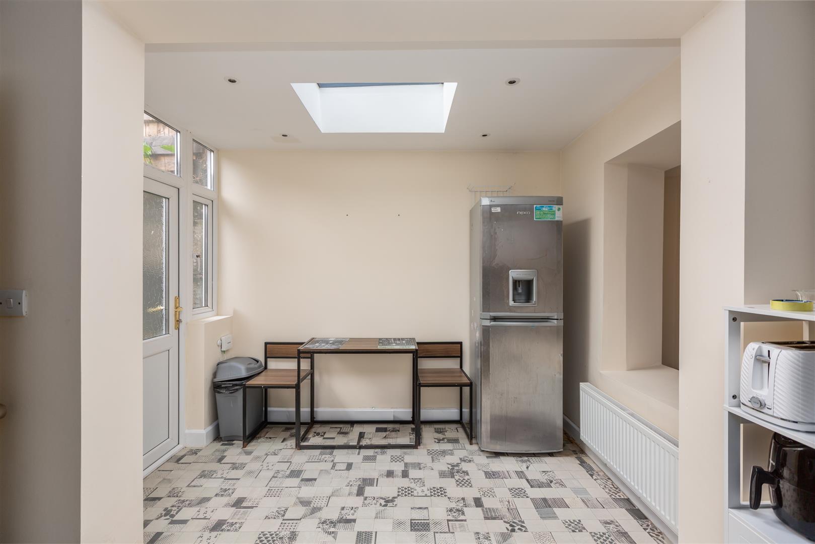 Pentregethin Road, Cwmbwrla, Swansea, SA5 8BA
